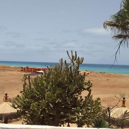 Residencial Cabo Verde Palace Санта-Мария Экстерьер фото